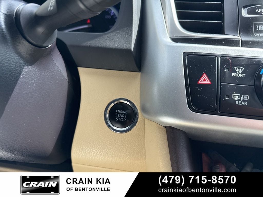 2018 Toyota Highlander Limited Platinum - AWD / PANO ROOF / CAPTAIN'S CHAIRS