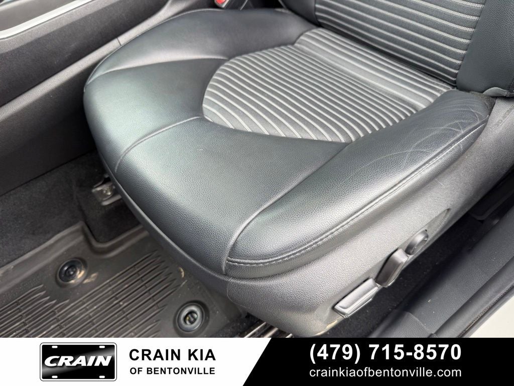 2021 Toyota Highlander XSE - AWD / SUNROOF / ONE OWNER