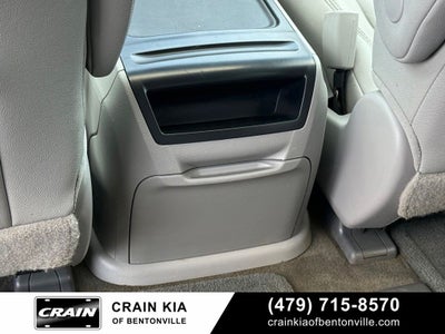 2017 Toyota Sienna XLE - SUNROOF / CLEAN CARFAX / LOW MILES!