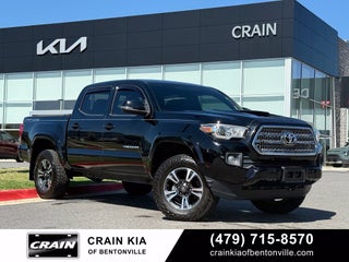 2017 Toyota Tacoma TRD Sport V6 - 4WD