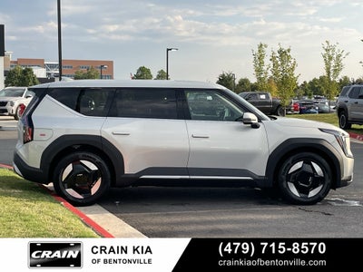 2026 Kia EV9 Light Long Range