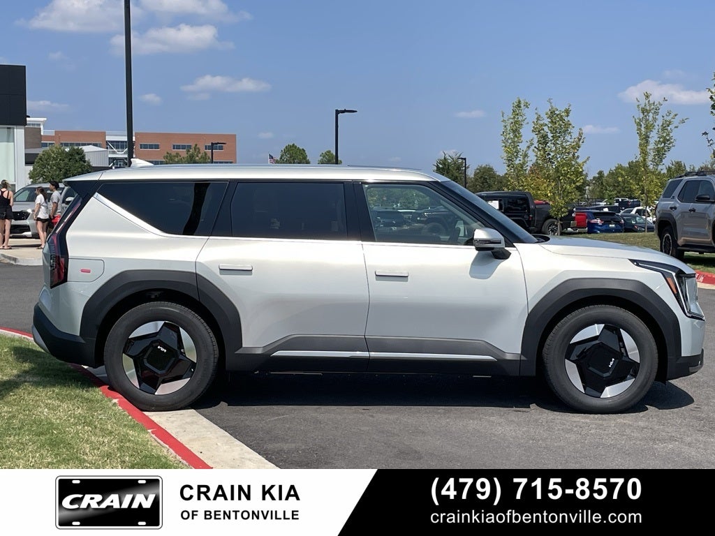 2026 Kia EV9 Light Long Range