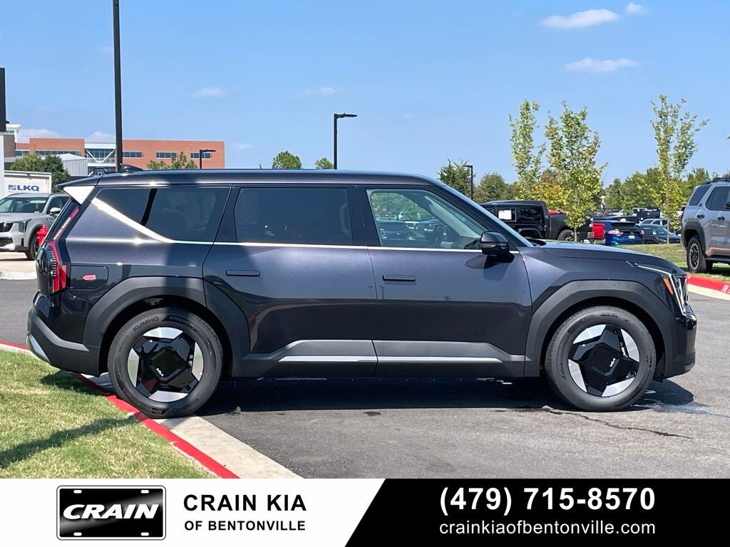 2026 Kia EV9 Light Long Range