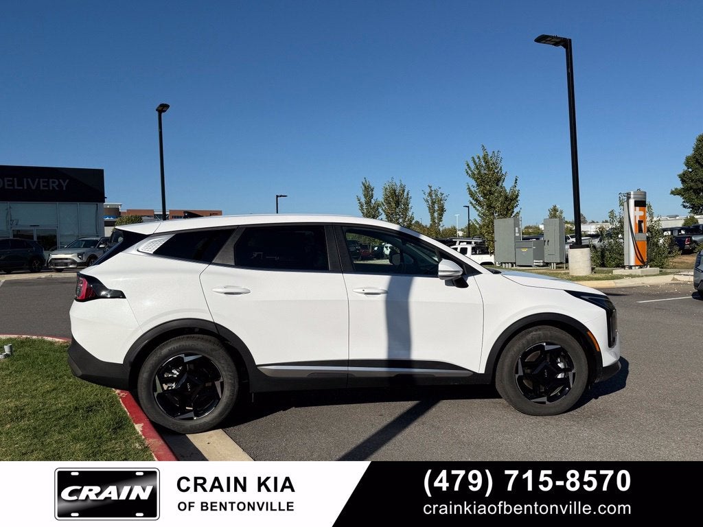 2027 Kia Sportage EX