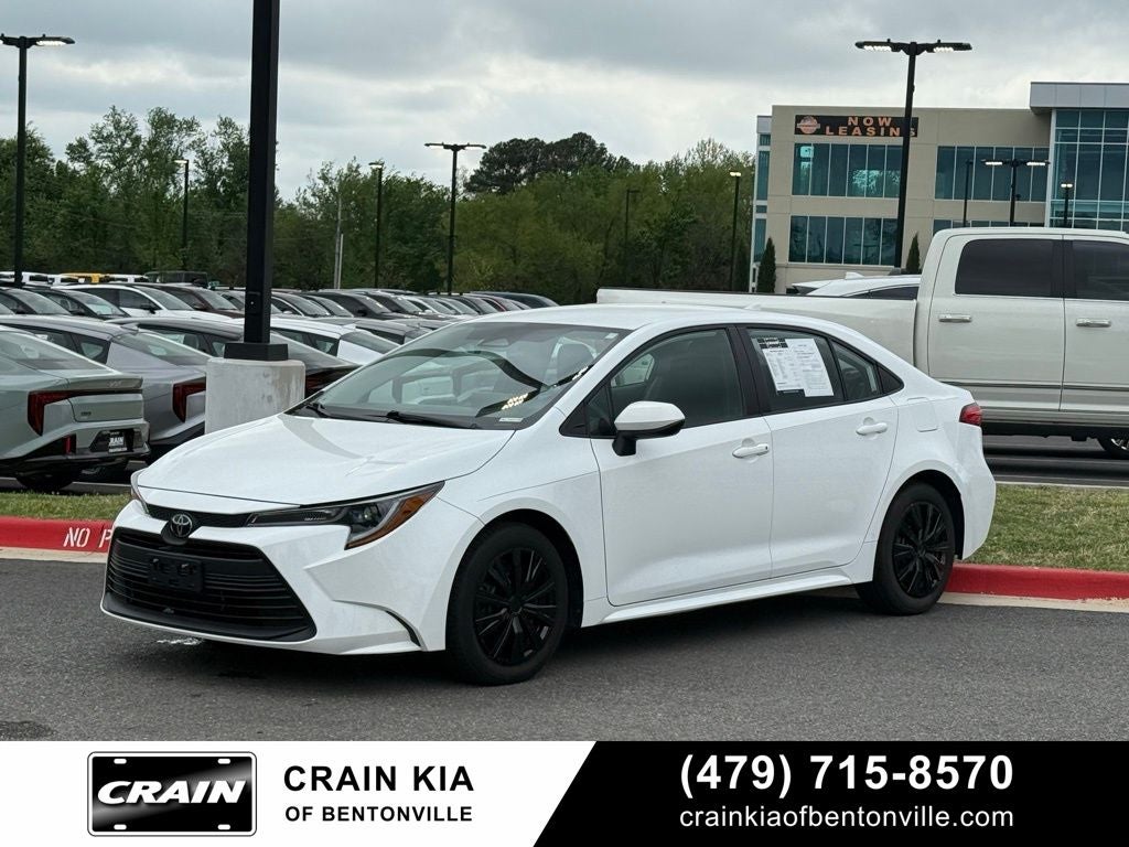 2024 Toyota Corolla LE