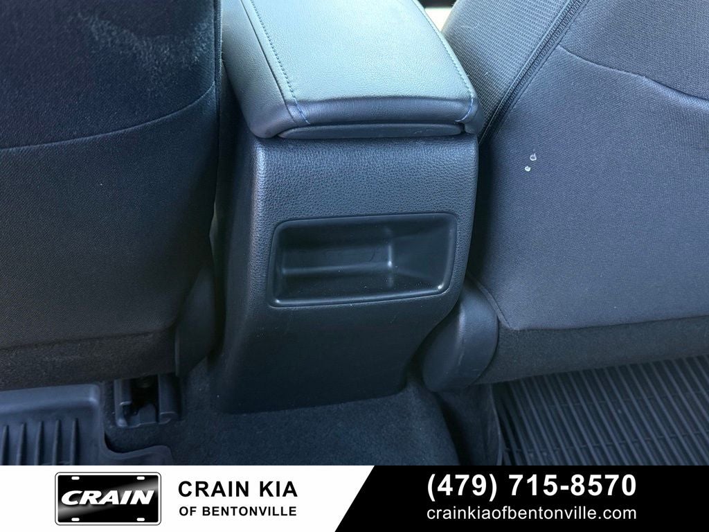 2020 Toyota Corolla SE - CLEAN CARFAX HISTORY