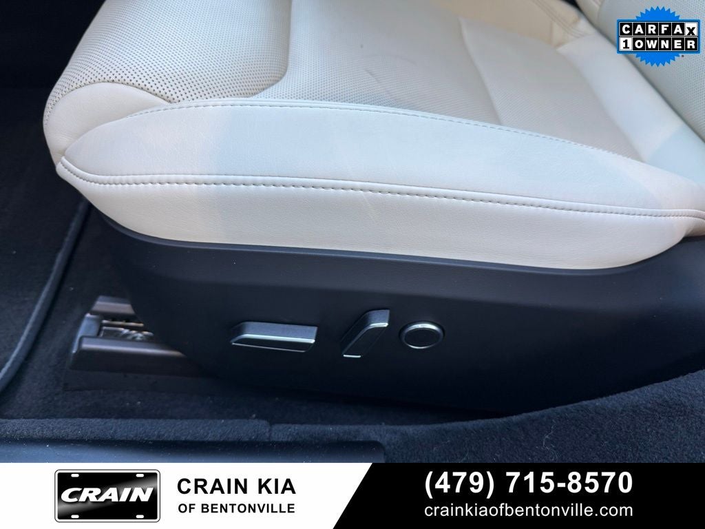 2023 Tesla Model S Standard Range - AWD / ONE OWNER