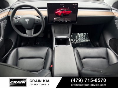 2024 Tesla Model Y Long Range - AWD / CLEAN CARFAX / ONE OWNER