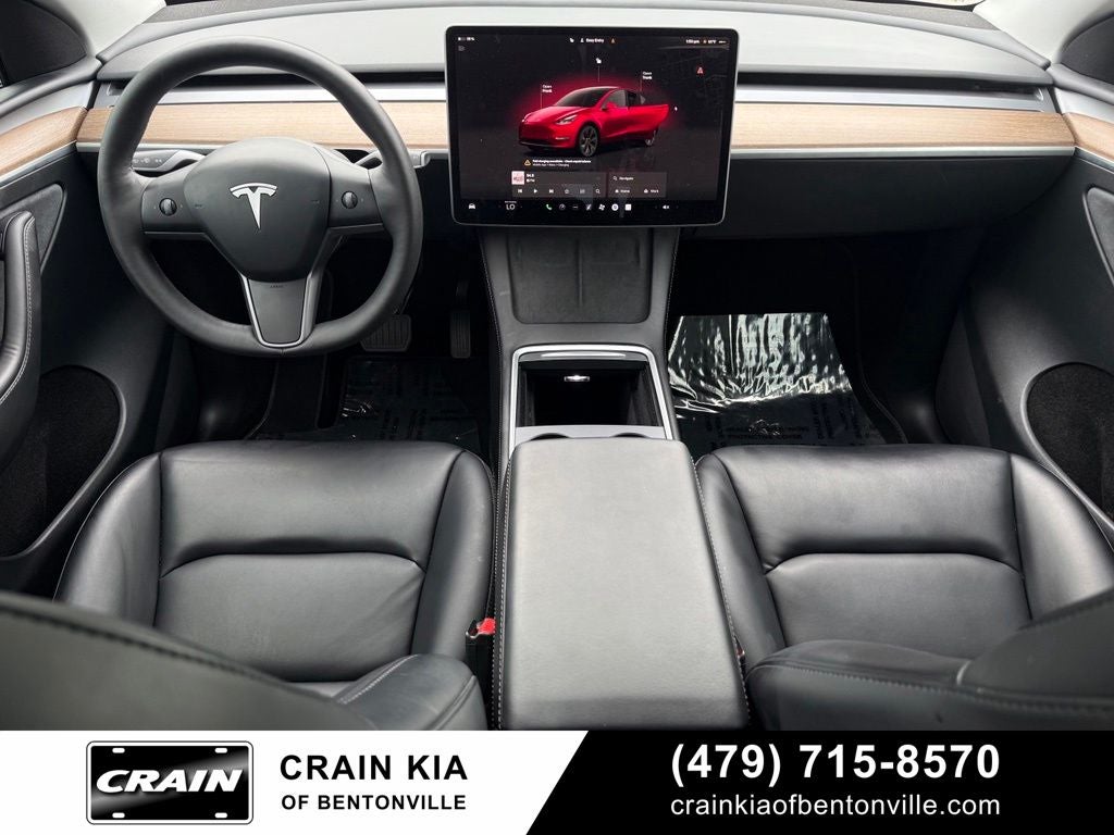 2024 Tesla Model Y Long Range - AWD / CLEAN CARFAX / ONE OWNER