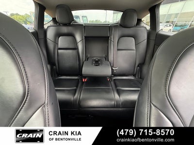 2024 Tesla Model Y Long Range - AWD / CLEAN CARFAX / ONE OWNER