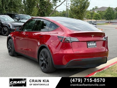 2024 Tesla Model Y Long Range - AWD / CLEAN CARFAX / ONE OWNER