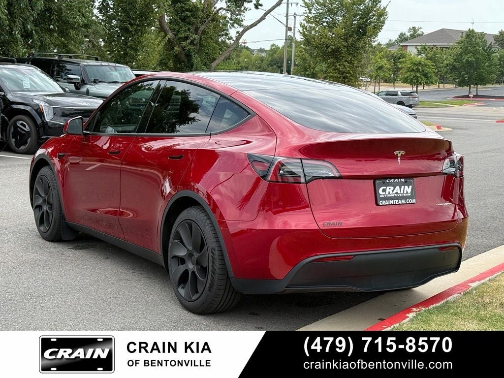 2024 Tesla Model Y Long Range - AWD / CLEAN CARFAX / ONE OWNER