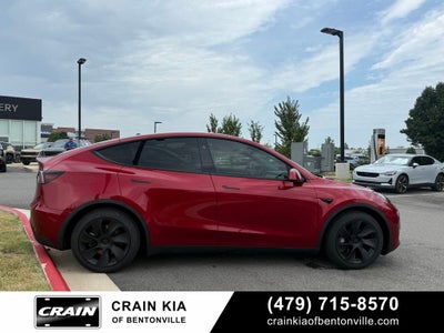 2024 Tesla Model Y Long Range - AWD / CLEAN CARFAX / ONE OWNER