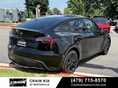 2024 Tesla Model Y Long Range - AWD / CLEAN CARFAX / ONE OWNER