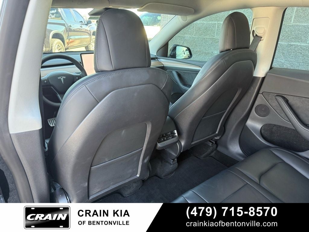 2023 Tesla Model Y Performance - AWD / CARFAX ONE OWNER