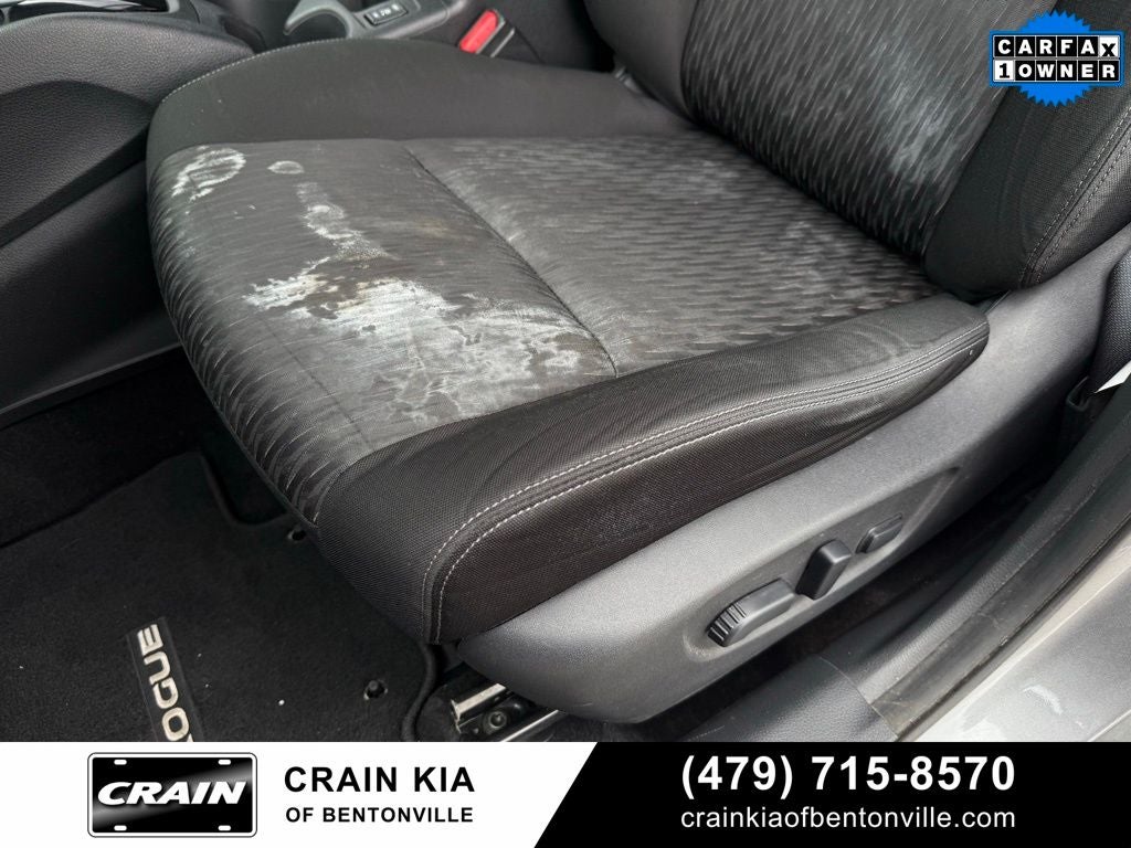 2020 Nissan Rogue SV - AWD / CARFAX ONE OWNER