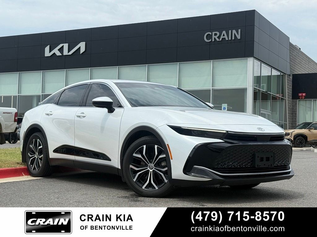 2023 Toyota Crown XLE - AWD / CLEAN CARFAX