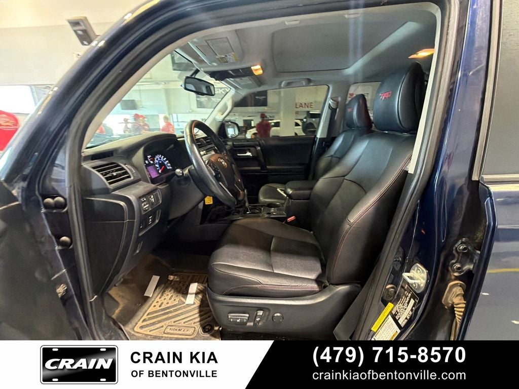 2018 Toyota 4Runner TRD Off-Road Premium - 4WD / SUNROOF / CLEAN CARFAX