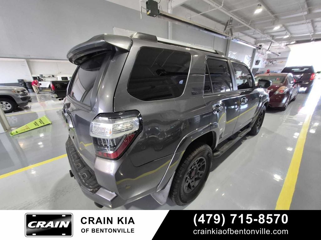 2020 Toyota 4Runner SR5 Premium - SUNROOF / CLEAN CARFAX / PREMIUM