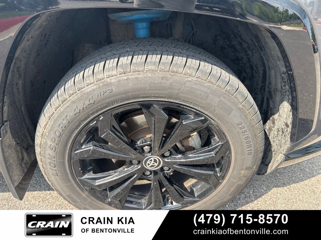 2022 Toyota RAV4 Hybrid SE - AWD / CLEAN CARFAX / ONE OWNER