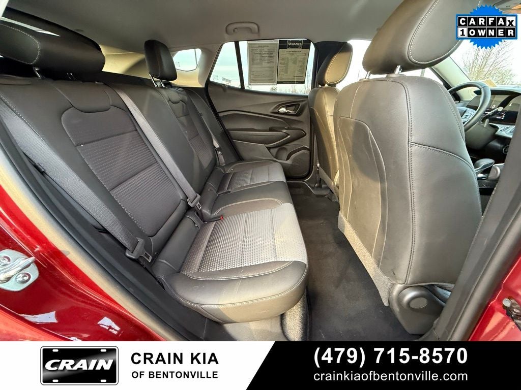 2025 Chevrolet Trax LT - CLEAN CARFAX / ONE OWNER