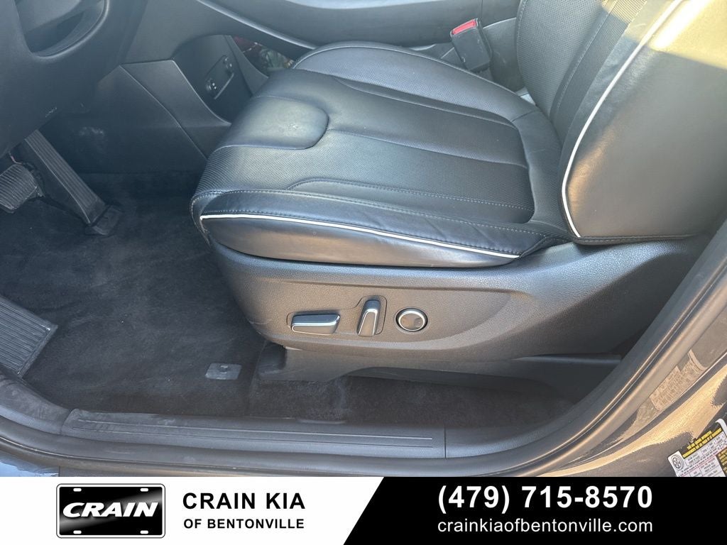 2025 Hyundai Palisade SEL - AWD / CLEAN CARFAX / ONE OWNER