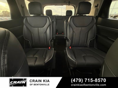 2025 Hyundai Palisade SEL - AWD / CLEAN CARFAX / ONE OWNER