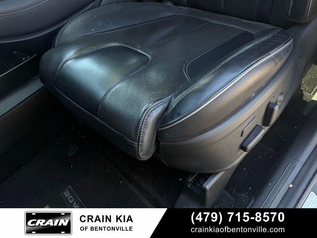 2020 Hyundai Palisade Limited - CARFAX ONE OWNER / DUAL SUNROOF