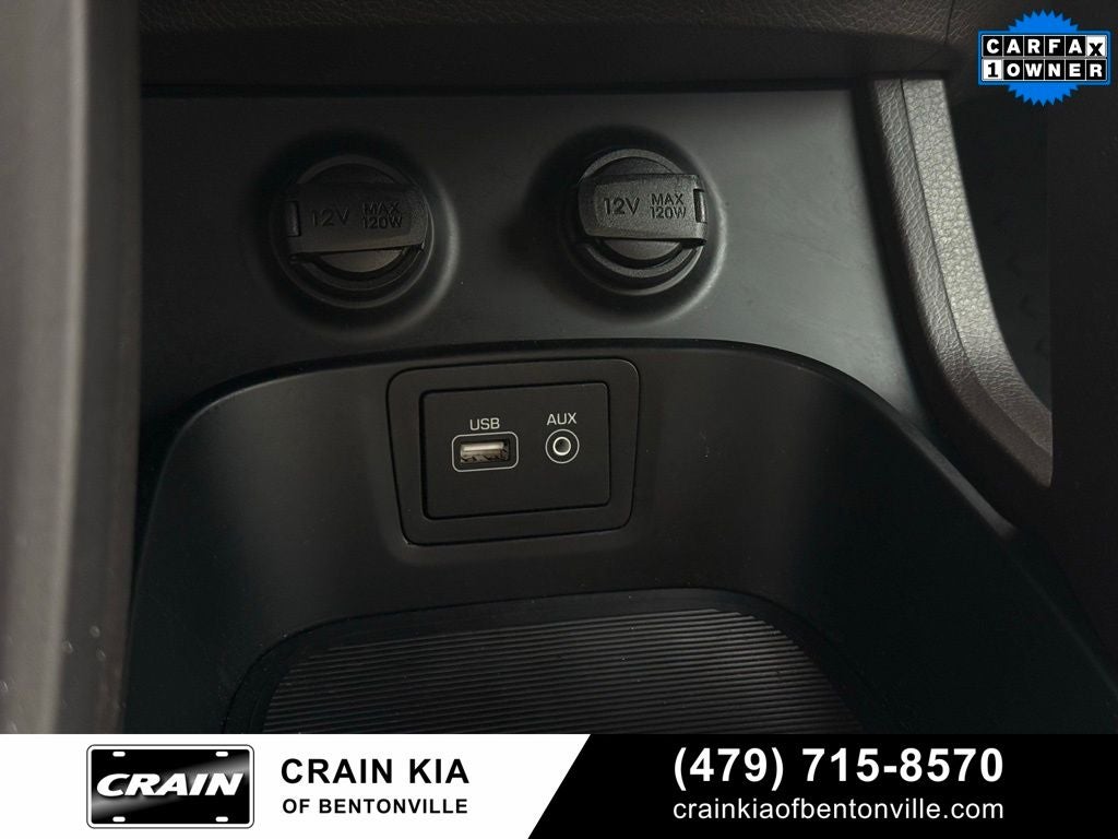 2017 Hyundai Santa Fe Limited - AWD / ONE OWNER / LEATHER