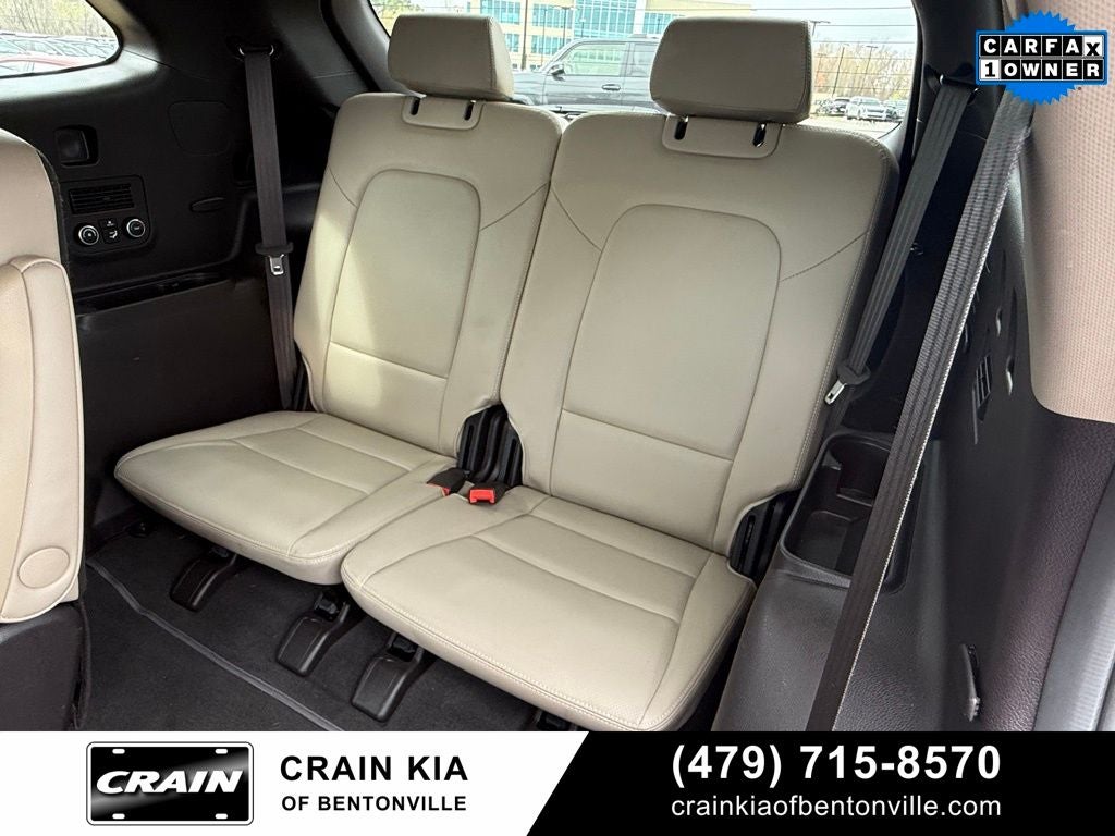 2017 Hyundai Santa Fe Limited - AWD / ONE OWNER / LEATHER