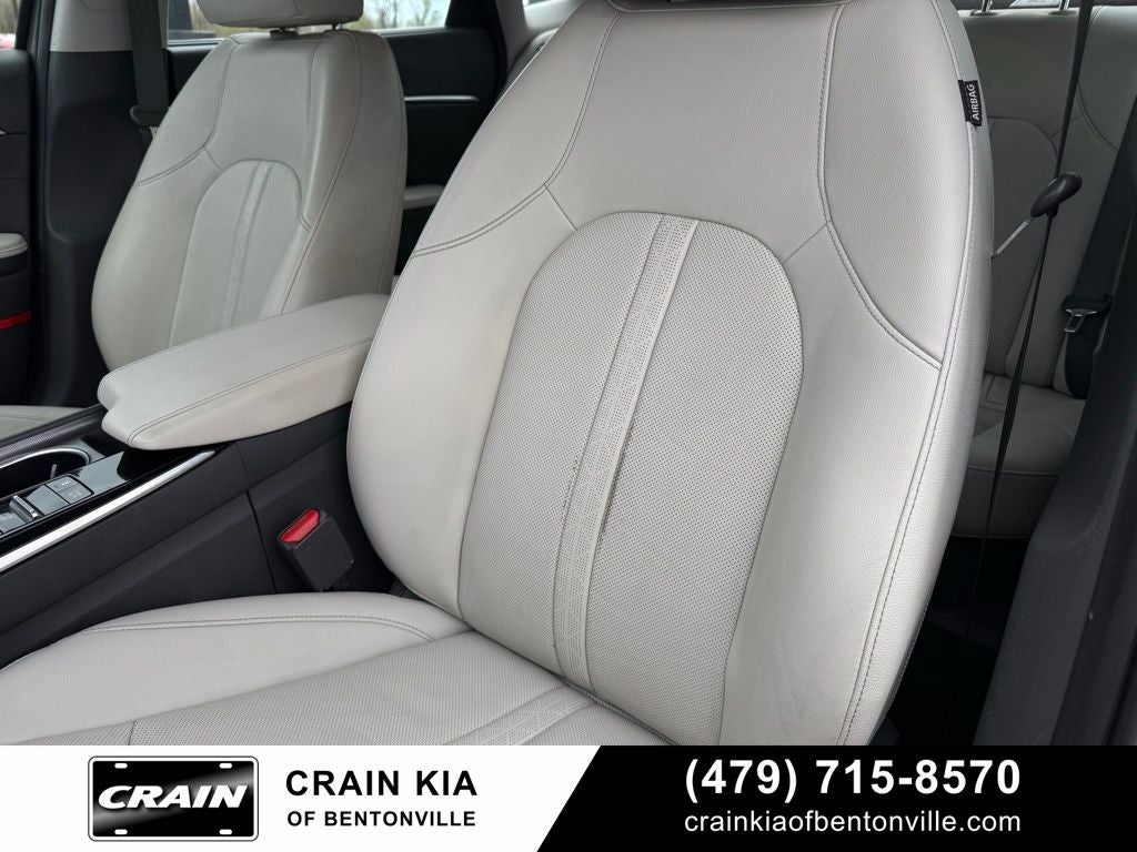 2022 Hyundai Sonata Hybrid Limited - CLEAN CARFAX / 51 HWY MPG / SOLAR PANEL ROOF