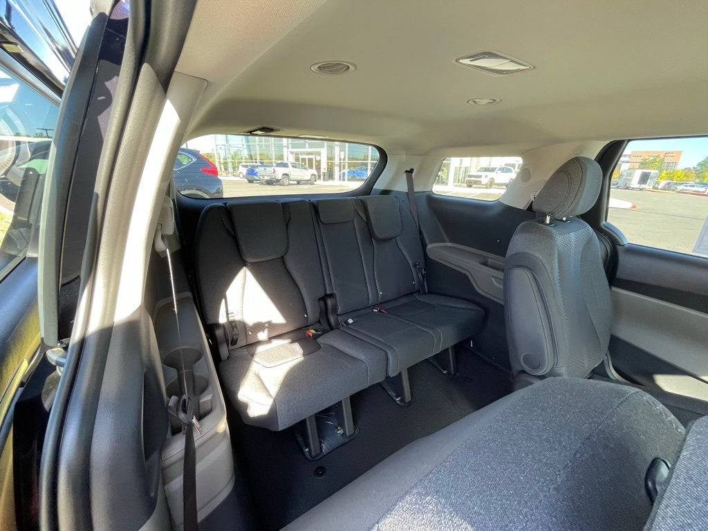 2026 Kia Carnival LX