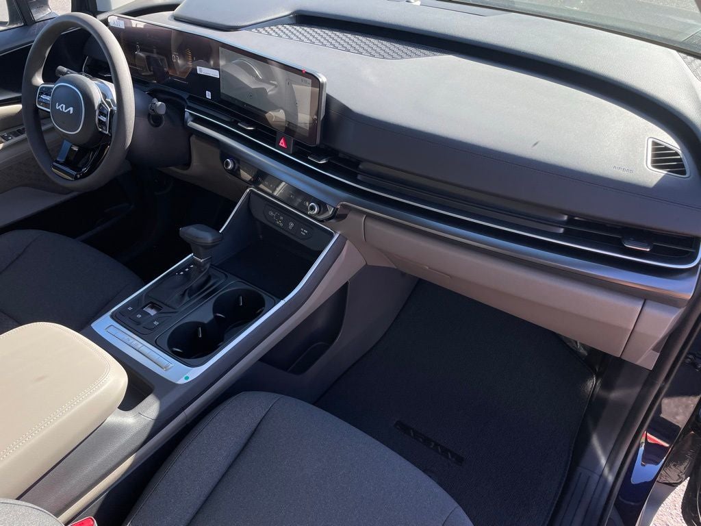 2026 Kia Carnival LX