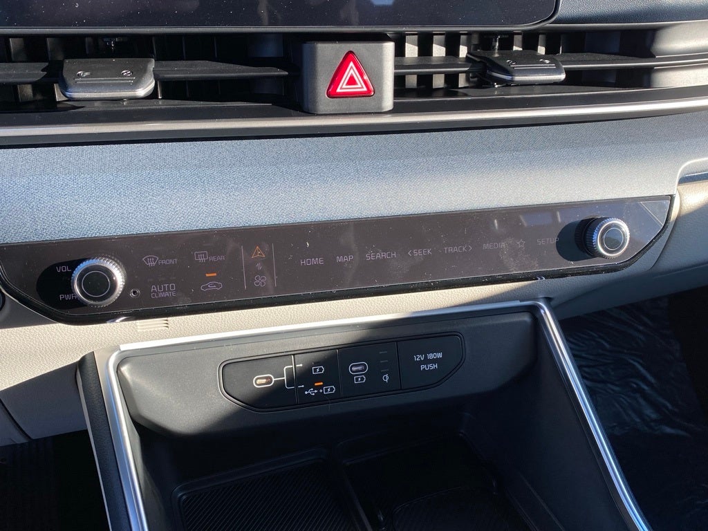 2026 Kia Carnival Hybrid EX