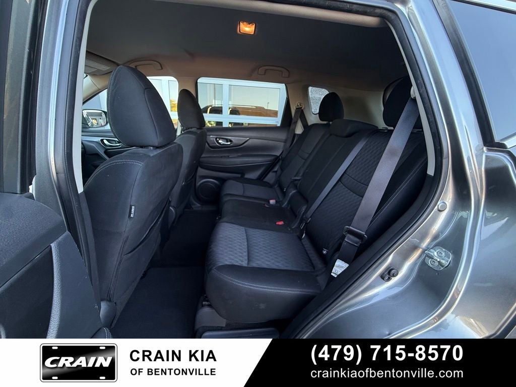 2018 Nissan Rogue SV - AWD