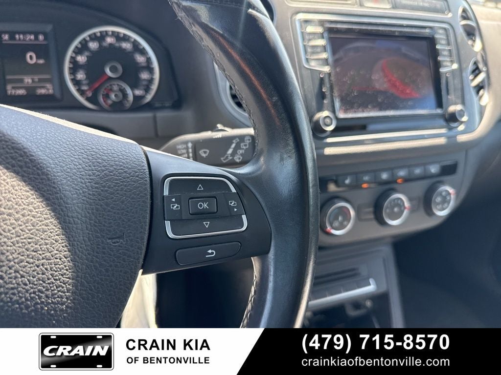 2016 Volkswagen Tiguan SE 4Motion - AWD / SUNROOF / CLEAN CARFAX