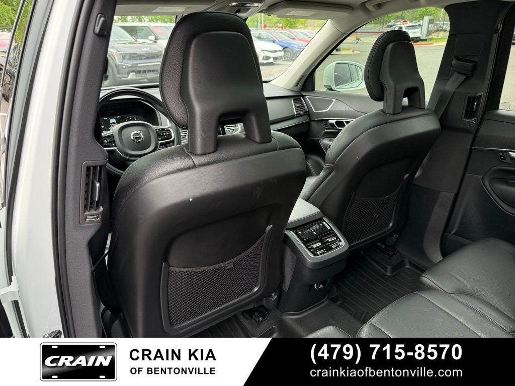 2020 Volvo XC90 T6 Momentum - AWD / PANORAMIC SUNROOF