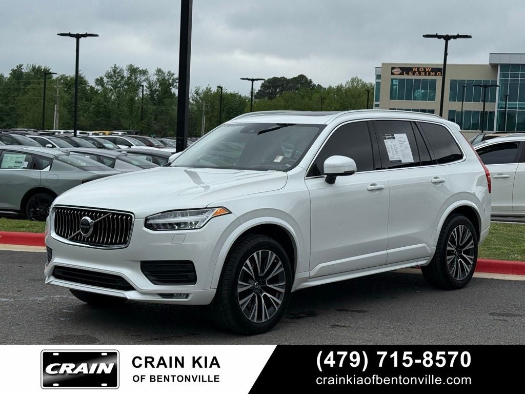 2020 Volvo XC90 T6 Momentum - AWD / PANORAMIC SUNROOF