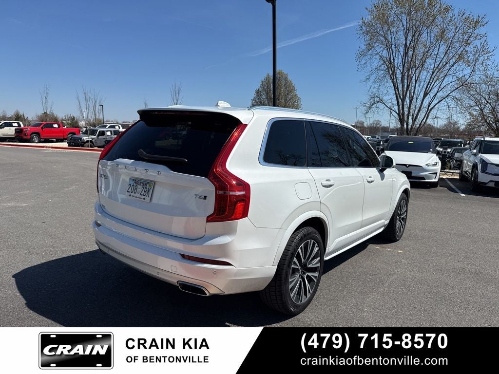 2020 Volvo XC90 T6 Momentum - AWD / PANORAMIC SUNROOF