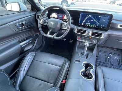 2025 Ford Mustang GT Premium HEATED SEATS / ONE OWNER / LEATHER / CLEAN CARFAX