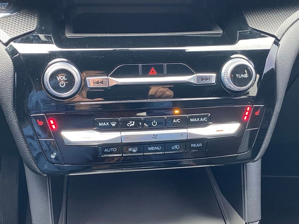 2022 Ford Explorer ST 4X4 / HEATED SEATS / 3RD ROW