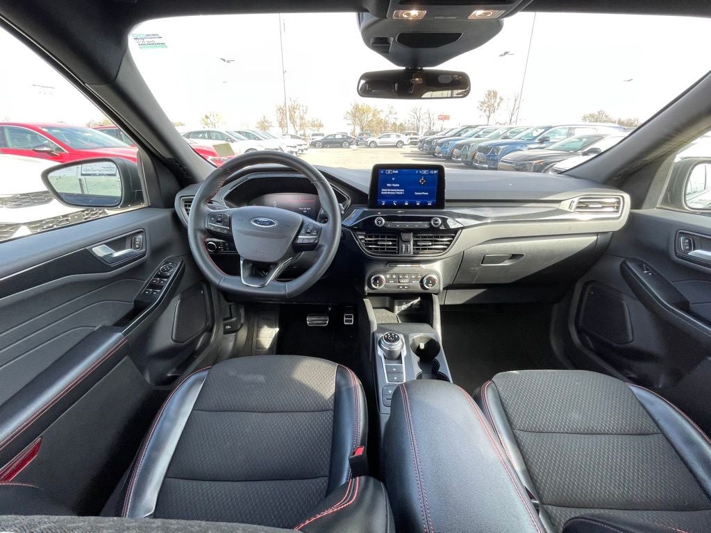 2024 Ford Escape ST-Line ONE OWNER / POWER LIFTGATE