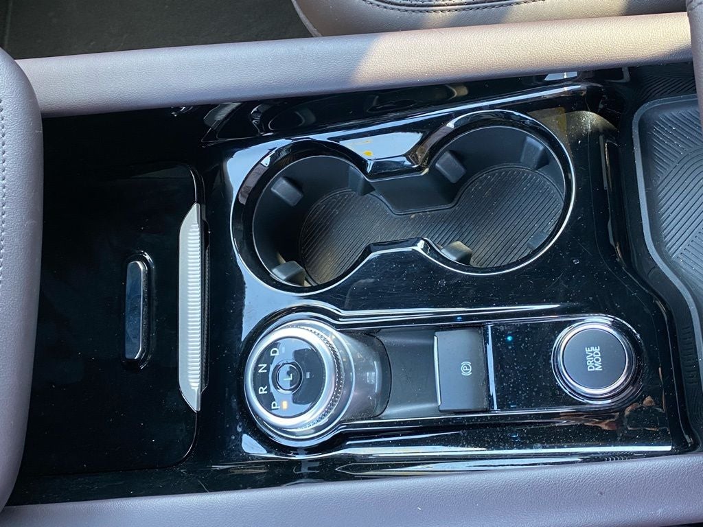 2025 Ford Explorer Platinum 4X4 / HEATED SEATS / NAV