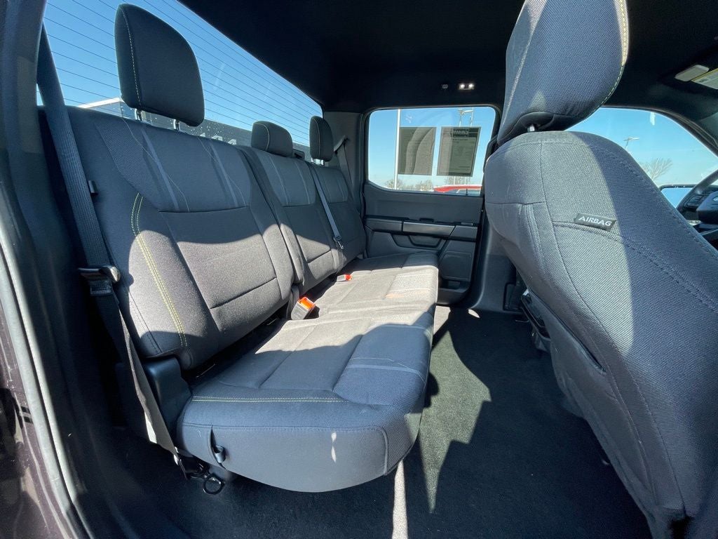 2024 Ford F-150 STX 4X4 / NAV / ONE OWNER