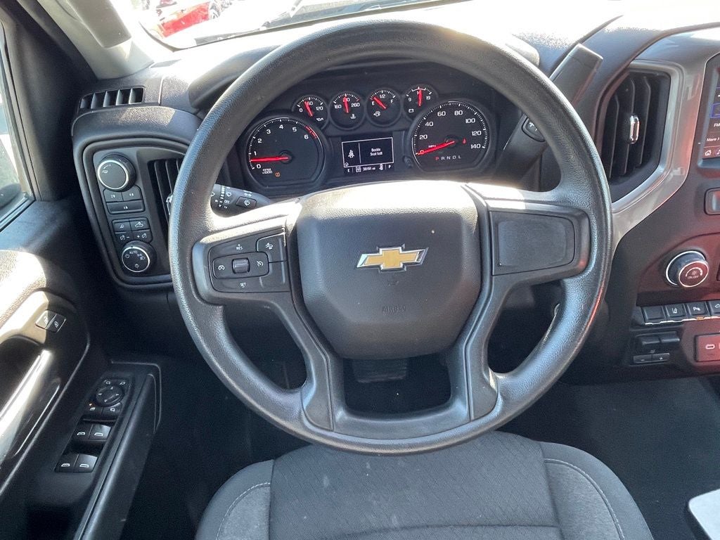 2024 Chevrolet Silverado 2500HD Custom 4X4 / ONE OWNER