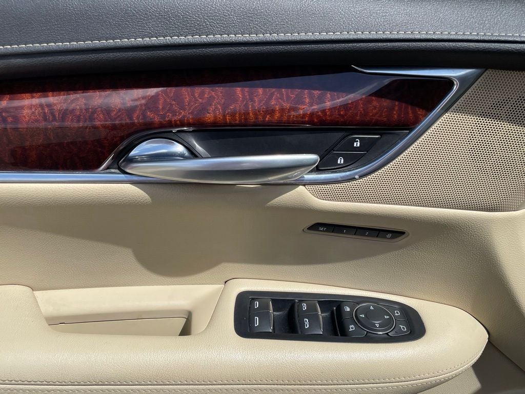 2019 Cadillac XT5 Luxury AWD / HEATED SEATS / MOONROOF