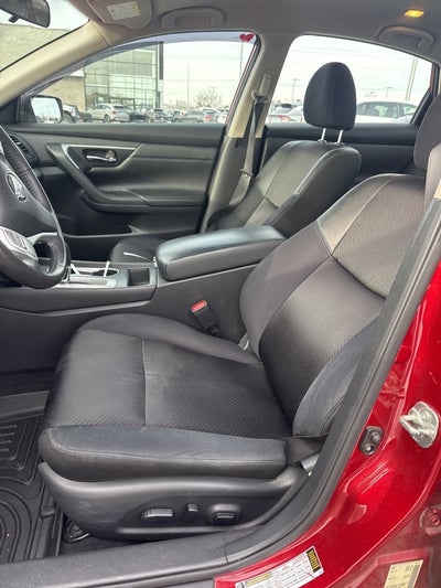2017 Nissan Altima 2.5 SR LOW PAYMENTS