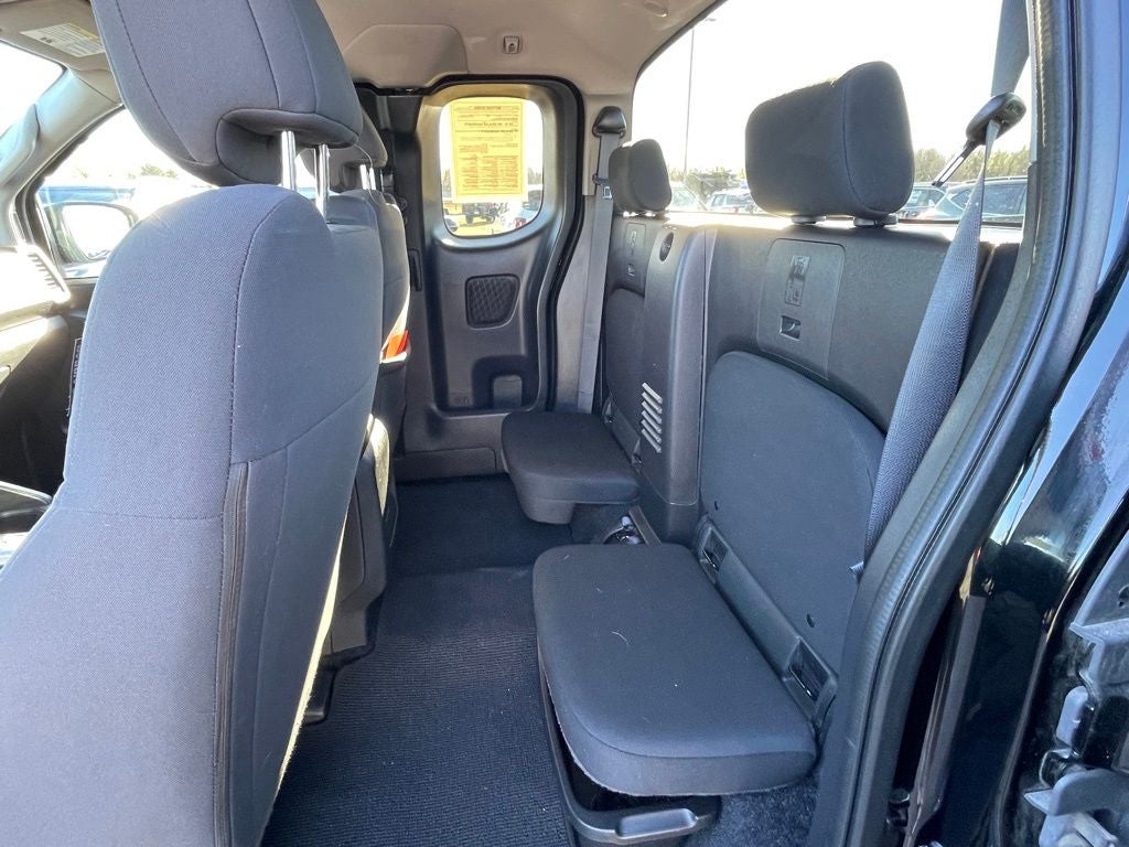 2023 Nissan Frontier S RWD / CLEAN CARFAX