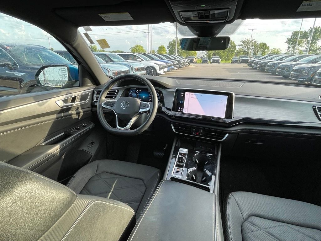 2024 Volkswagen Atlas Cross Sport 2.0T SE w/Technology AWD / ONE OWNER / LEATHER