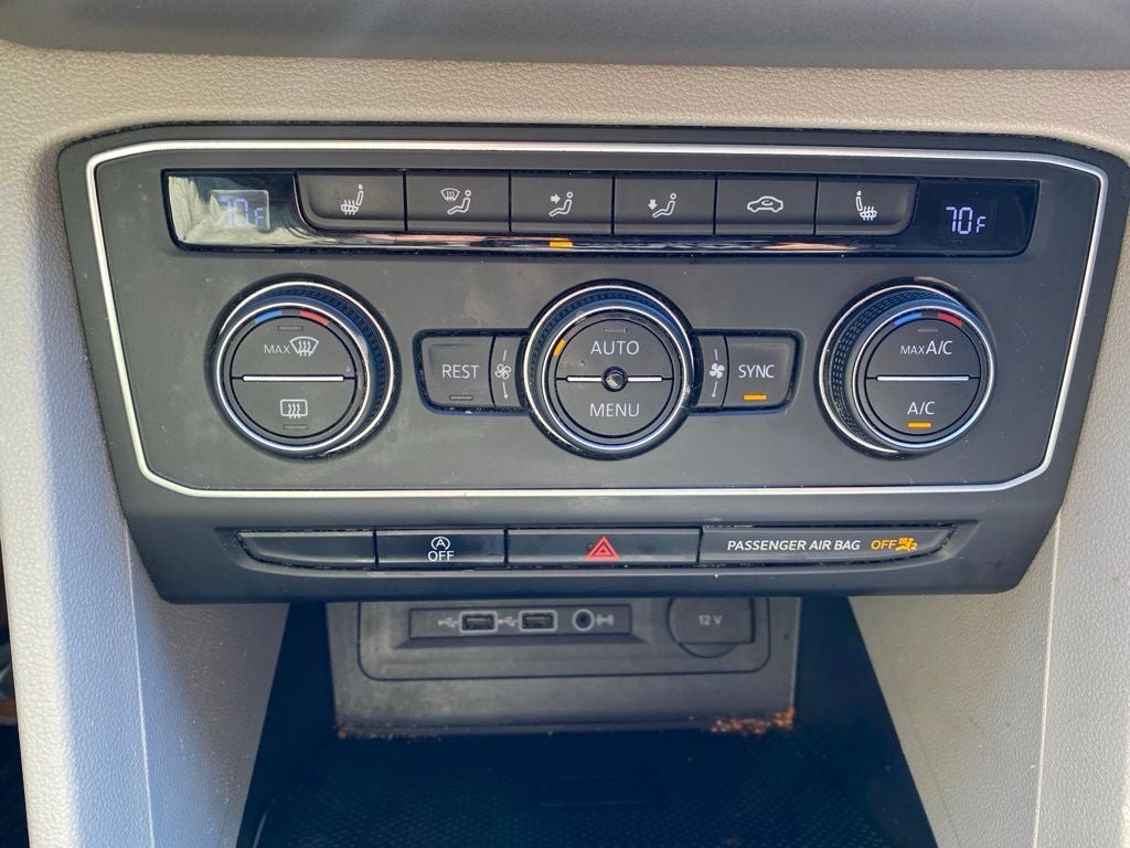 2021 Volkswagen Atlas 3.6L V6 SE w/Technology